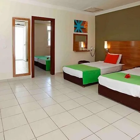 Hotel Sunlight Garden 3*