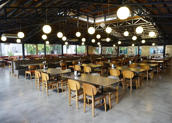 Hotel Sunlight Garden Side