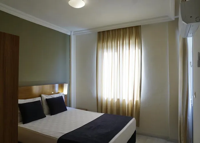 Hotel Sunlight Garden Side