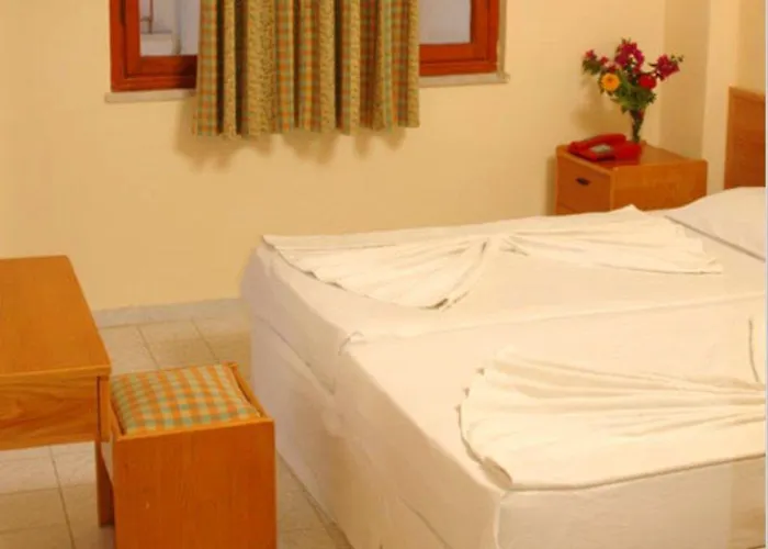 Hotel Sunlight Garden 3*