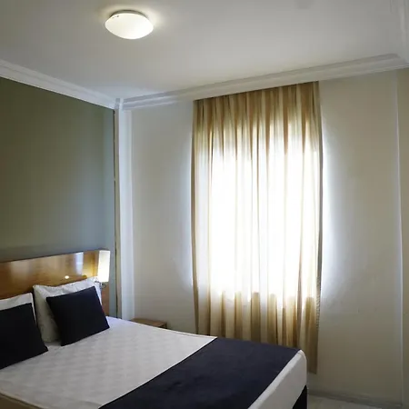 Sunlight Garden Side