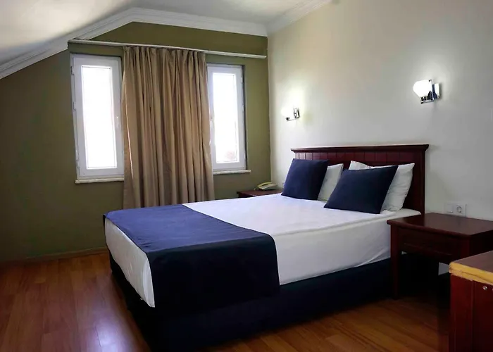 Hotel Sunlight Garden 3*