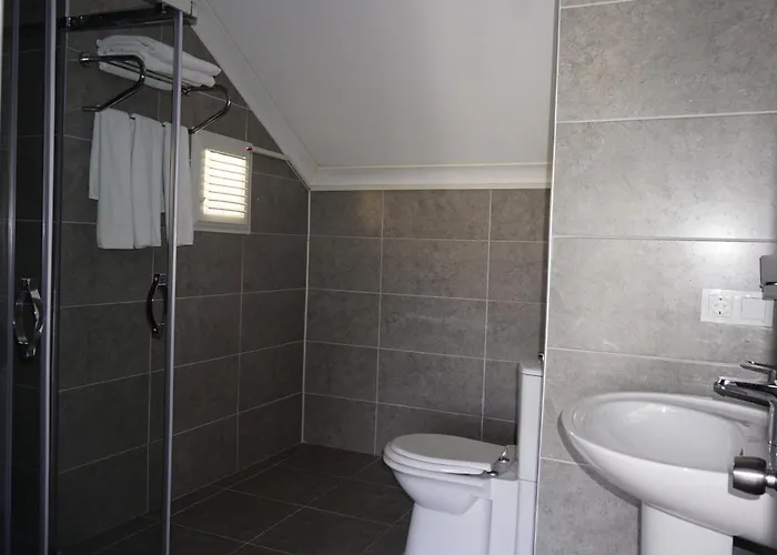 Sunlight Garden Hotel