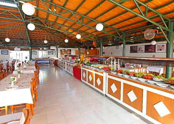 Sunlight Garden Hotel