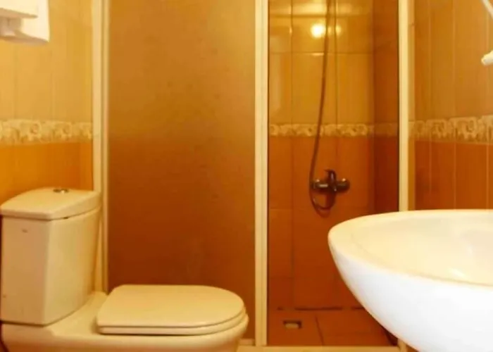 Sunlight Garden Hotel 3*